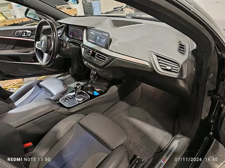 Avant BMW après polissage